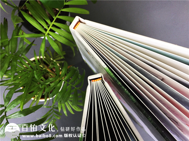 制作小學(xué)同學(xué)班級紀(jì)念冊帶給老師、同學(xué)的美好 慶祝老師的教書育人第2張-宣傳畫冊,紀(jì)念冊設(shè)計(jì)制作-價(jià)格費(fèi)用,文案模板,印刷裝訂,尺寸大小