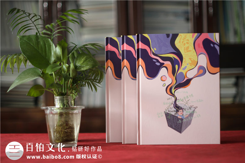 在高中畢業(yè)紀(jì)念冊上,寫下一篇感言文字,祭奠那逝去的三年