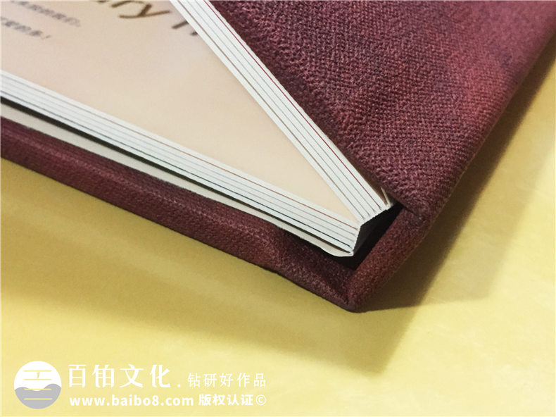 大學(xué)畢業(yè)紀(jì)念冊(cè)設(shè)計(jì)-班級(jí)留念冊(cè)制作