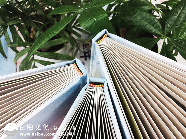 充滿童趣的小學畢業(yè)留戀冊制作制作-同學錄相冊定做-畢業(yè)冊設計