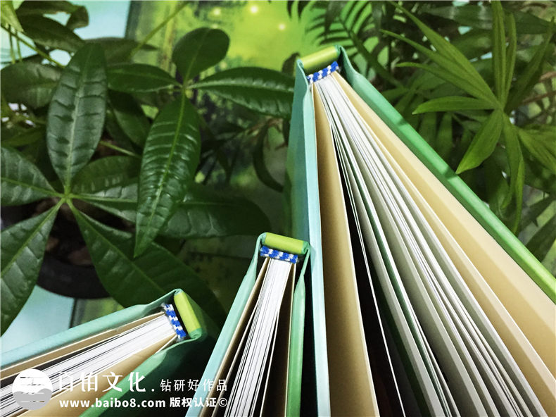 畢業(yè)紀(jì)念相冊(cè)定制-班級(jí)同學(xué)錄制作-成都七中育才學(xué)校畢業(yè)畫(huà)冊(cè)方案