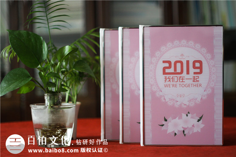 單位搞活動(dòng)相冊怎么制作?企業(yè)團(tuán)隊(duì)回憶錄畫冊,設(shè)計(jì)成鉑金相冊好嗎