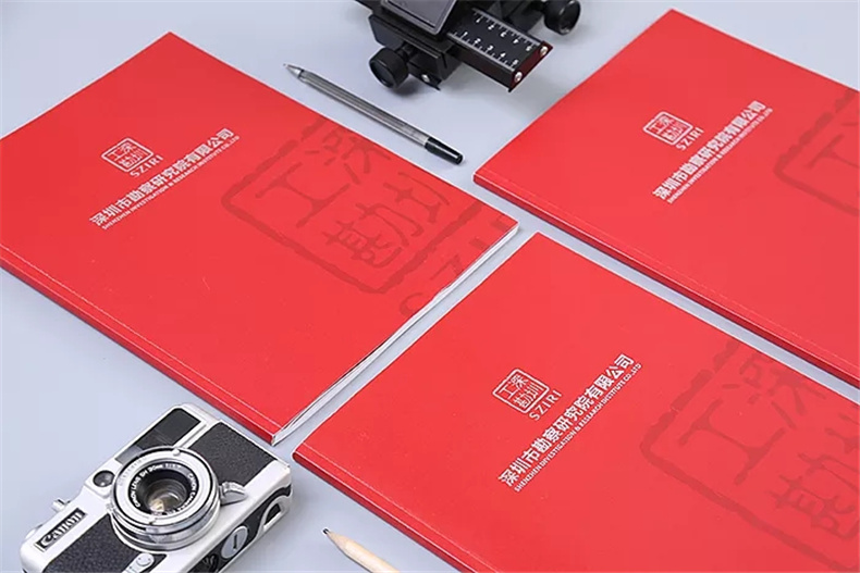 企業(yè)畫冊制作如何設(shè)計出彩的畫冊封面-封面設(shè)計怎么做