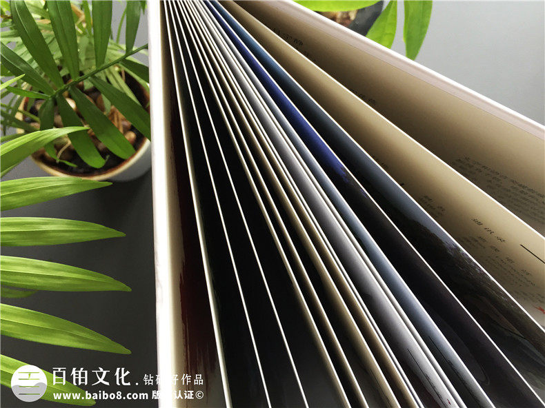 愛情紀(jì)念冊(cè)制作 兩個(gè)人甜蜜的愛情相冊(cè)制作方法！