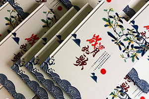 同學(xué)相聚紀(jì)念冊(cè)設(shè)計(jì) 由專業(yè)相冊(cè)制作公司提升聚會(huì)相冊(cè)制作質(zhì)量！